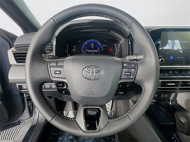 Used 2025 Toyota Camry SE image 15