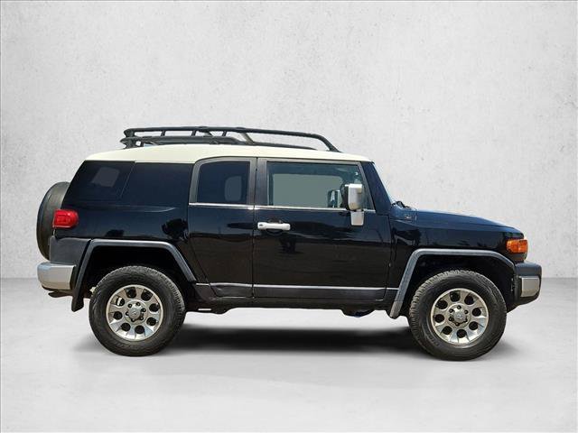 Used 2012 Toyota FJ Cruiser 4WD w/ Upgrade Pkg image 4