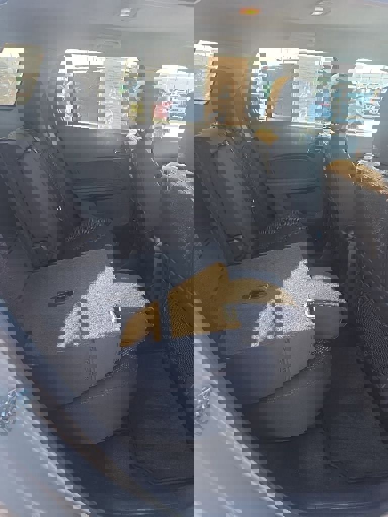 Used 2010 GMC Terrain SLE image 26