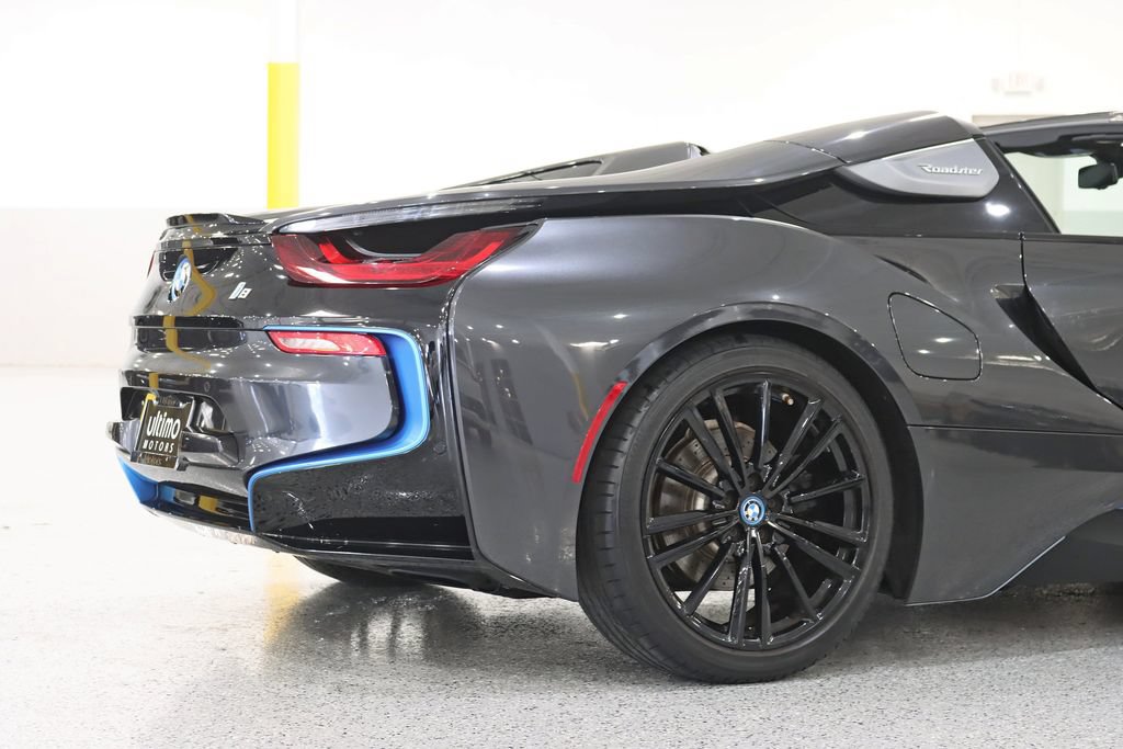 Used 2019 BMW i8 Roadster AWD/4WD image 10