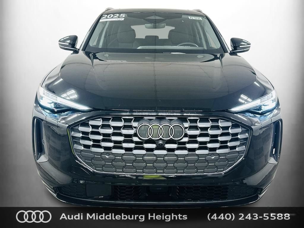 Certified 2025 Audi Q5 Premium Plus w/ Premium Plus AWD/4WD image 2