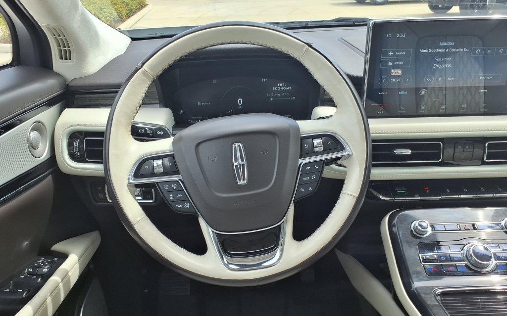 Used 2023 Lincoln Nautilus Black Label AWD/4WD image 21