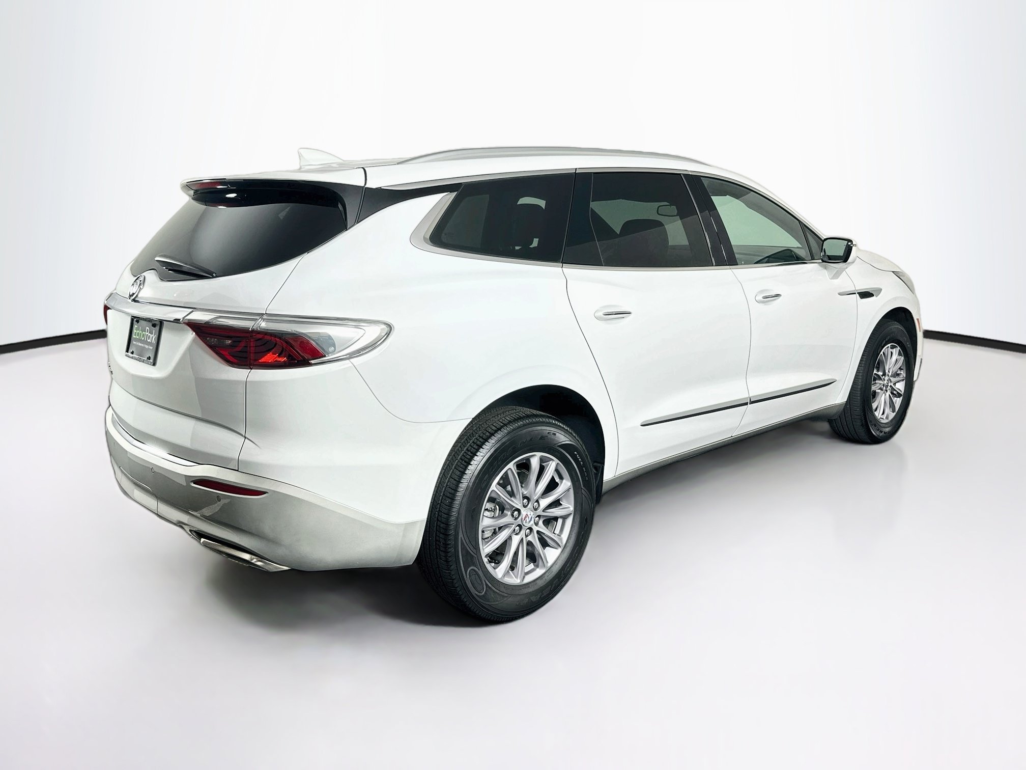 Used 2023 Buick Enclave Essence FWD image 9