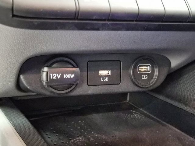 Used 2023 Hyundai Elantra SEL w/ Convenience Package image 26