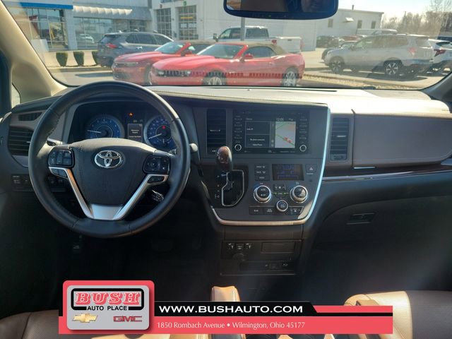 Used 2020 Toyota Sienna Limited Premium image 9
