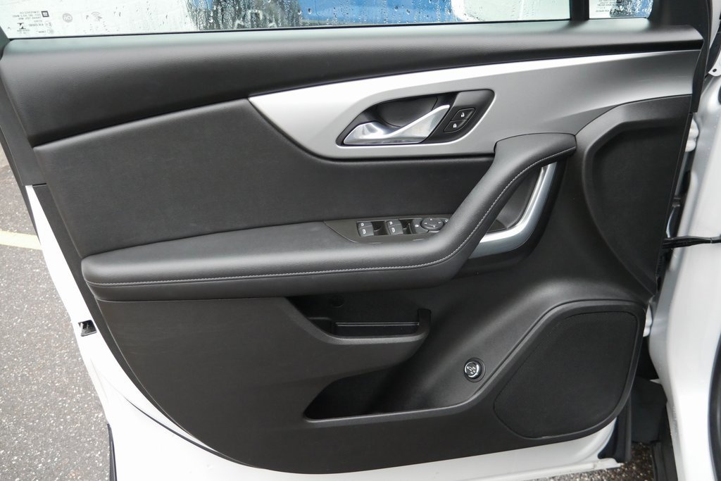 Used 2020 Chevrolet Blazer LT image 29