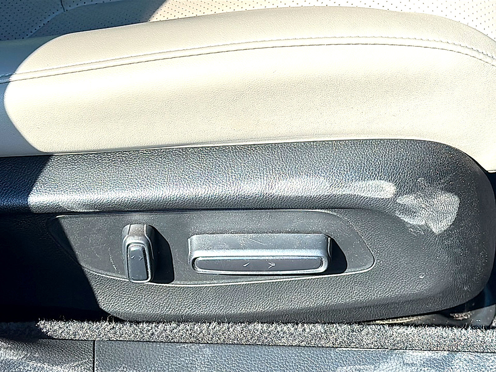 Used 2023 Honda Accord EX-L image 25