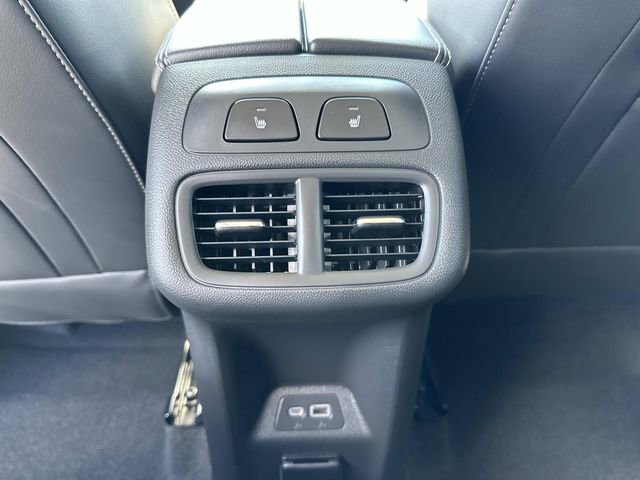 Used 2023 Buick Envision Avenir image 16