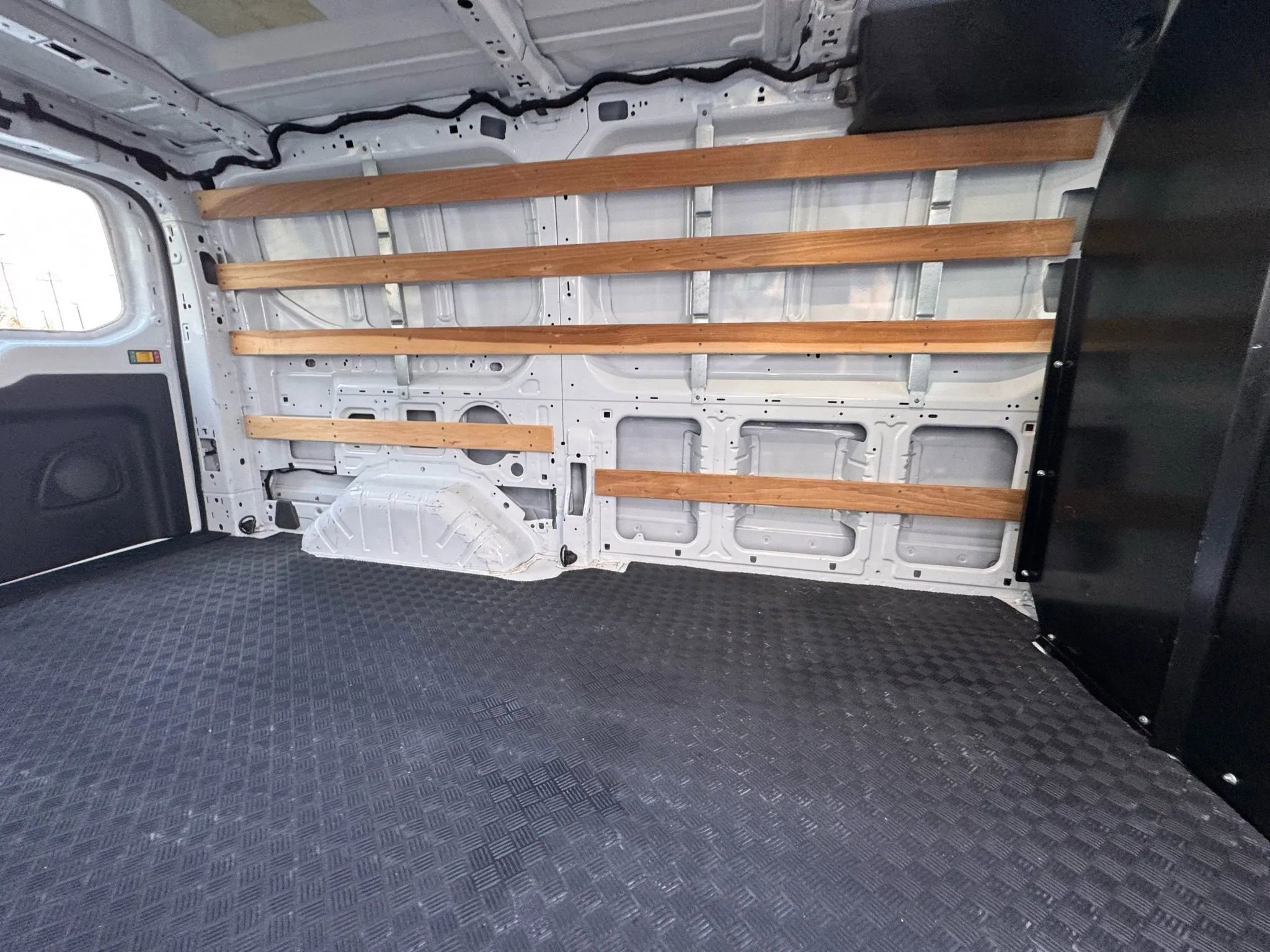 Used 2024 Ford Transit 250 Low Roof w/ Exterior Upgrade Package image 25