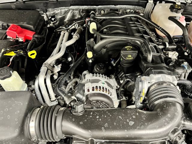 Used 2026 Jeep Gladiator Mojave AWD/4WD image 24