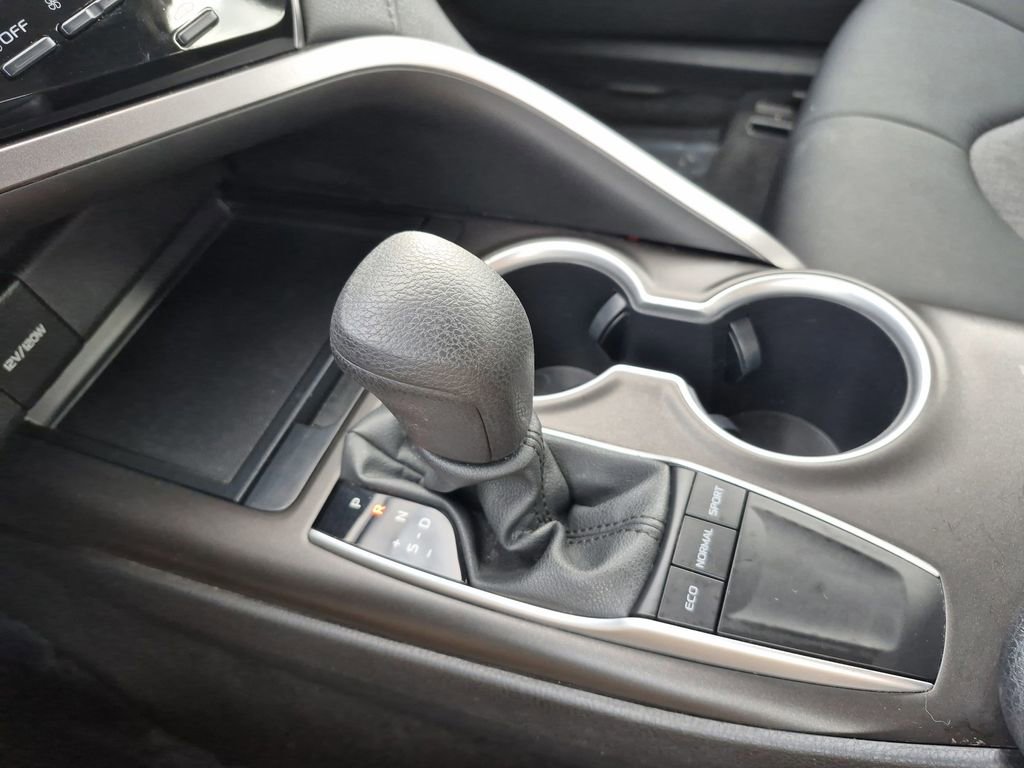 Used 2023 Toyota Camry LE image 23