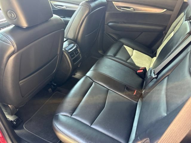 Used 2017 Cadillac XT5 Luxury AWD/4WD image 17