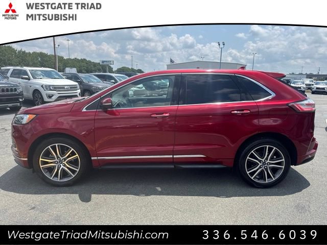 Used 2019 Ford Edge Titanium w/ Equipment Group 301A FWD image 7