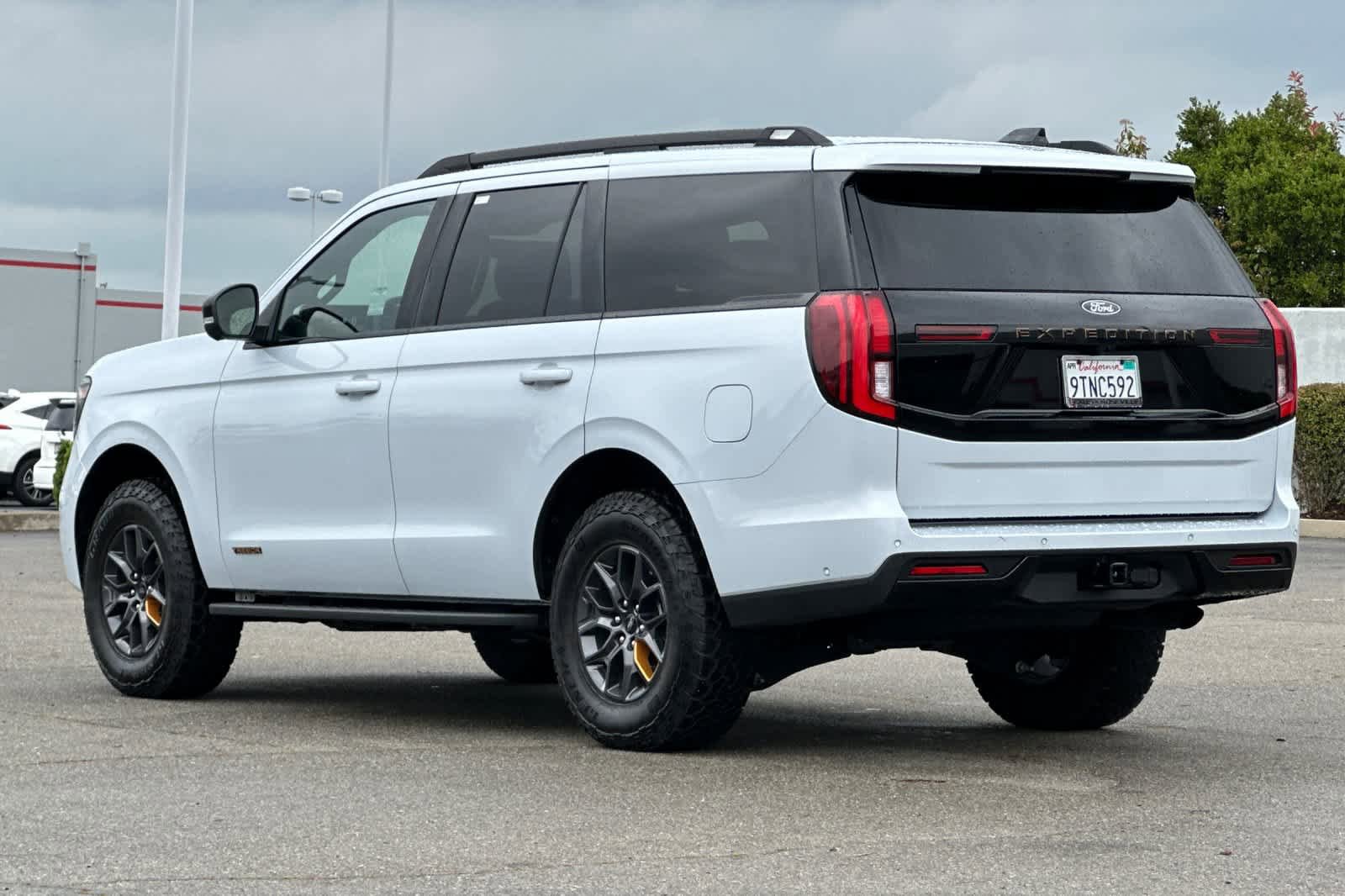 Used 2025 Ford Expedition Tremor image 7