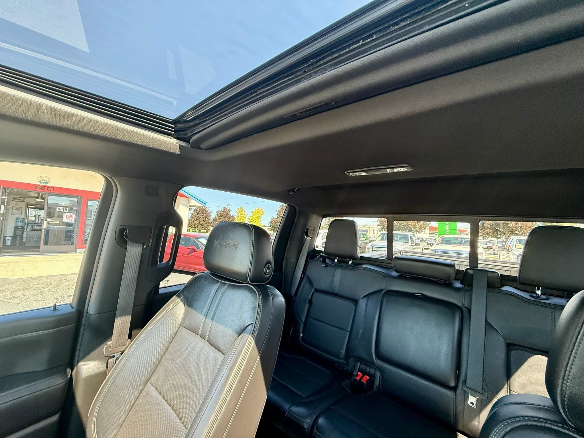 Used 2020 Chevrolet Silverado 3500 High Country AWD/4WD image 14