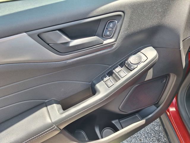 Used 2023 Ford Escape Active AWD/4WD image 17