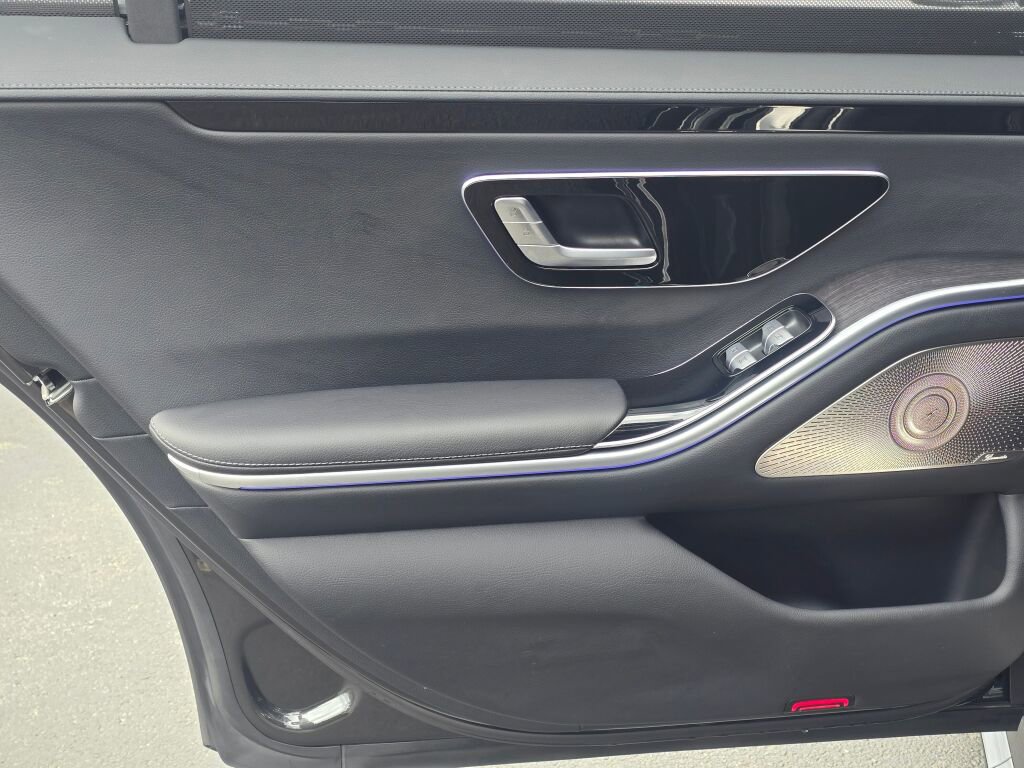 Used 2022 Mercedes-Benz S 500 4MATIC image 19