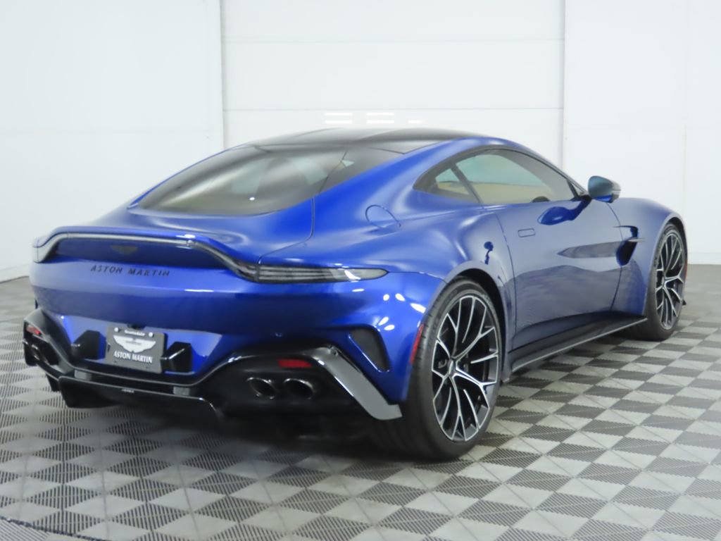 Used 2025 Aston Martin V8 Vantage Coupe image 5