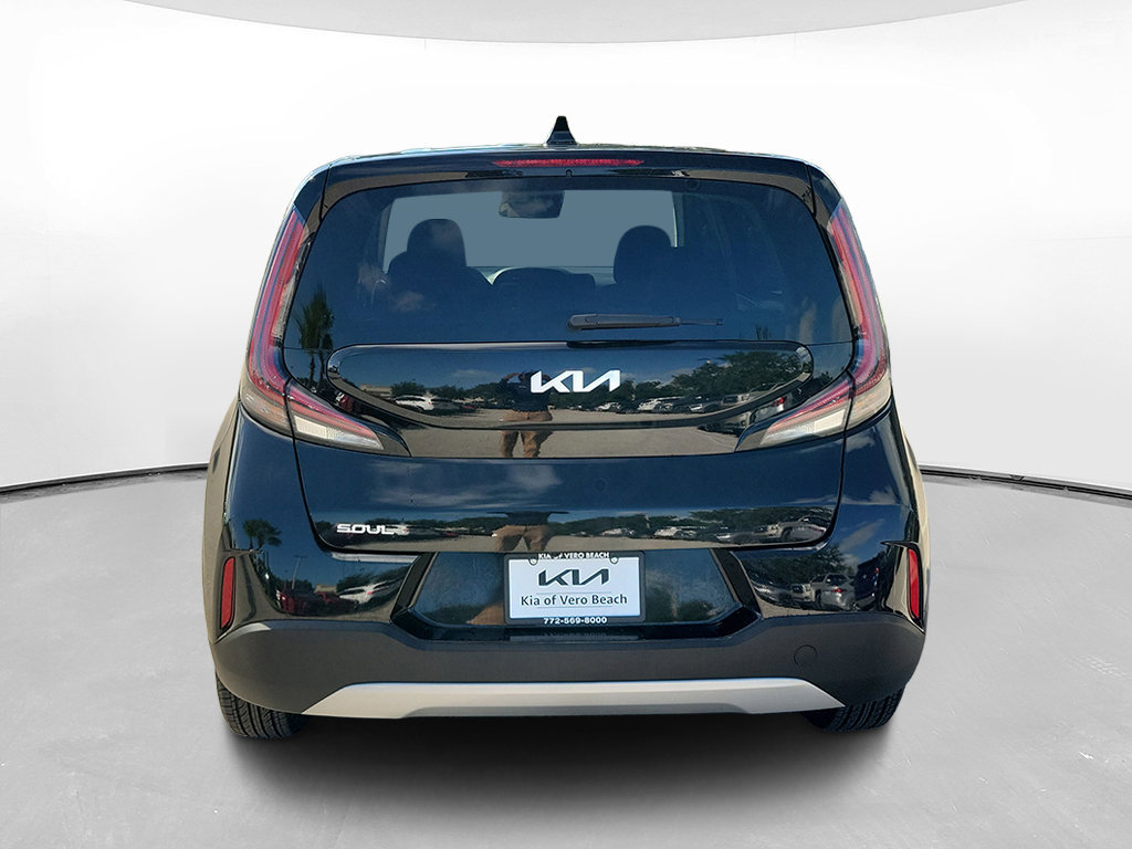 Certified 2025 Kia Soul LX FWD image 5