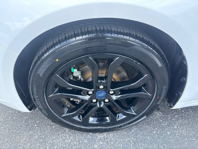 Used 2020 Ford Fusion SE w/ Equipment Group 151A FWD image 12