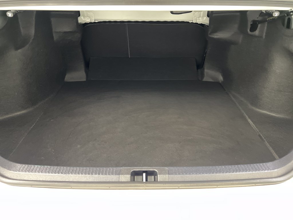 Used 2023 Toyota Camry SE w/ Convenience Package FWD image 31