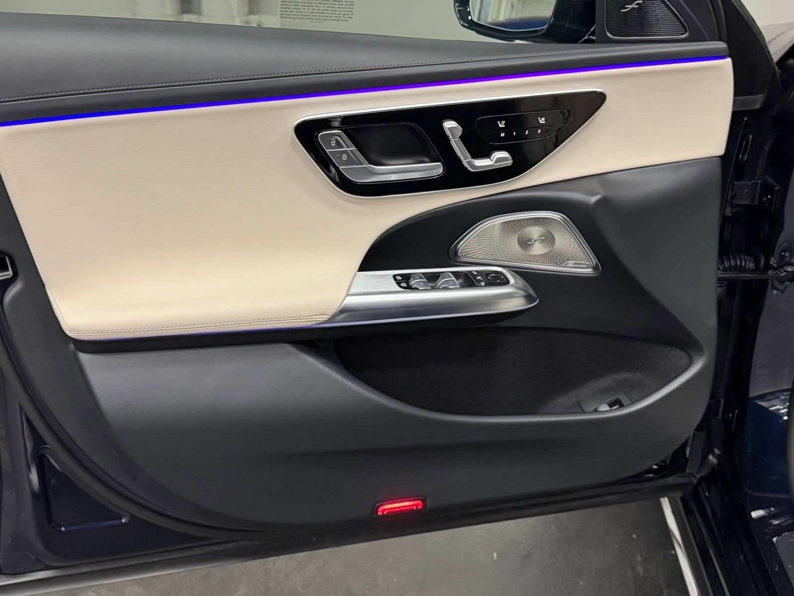 Certified 2025 Mercedes-Benz E 350 4MATIC Sedan image 19