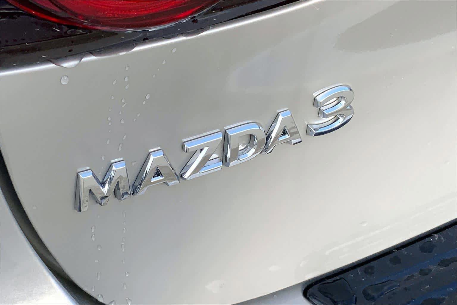 New 2026 MAZDA MAZDA3 2.5 S Hatchback w/ Premium Pkg FWD image 15