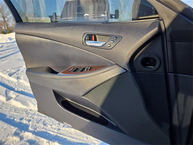 Used 2011 Lexus ES 350 image 23