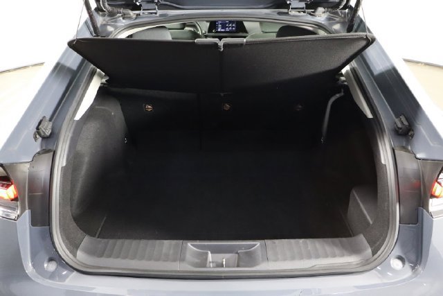 Used 2025 Toyota Prius LE FWD image 21