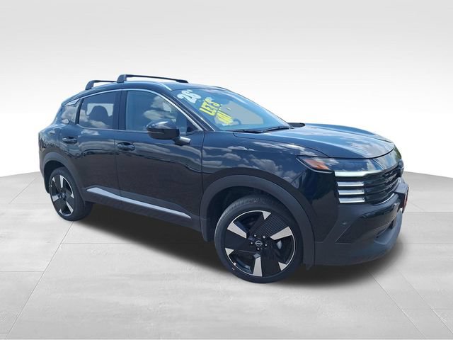 New 2026 Nissan Kicks SR w/ Cold Weather Package