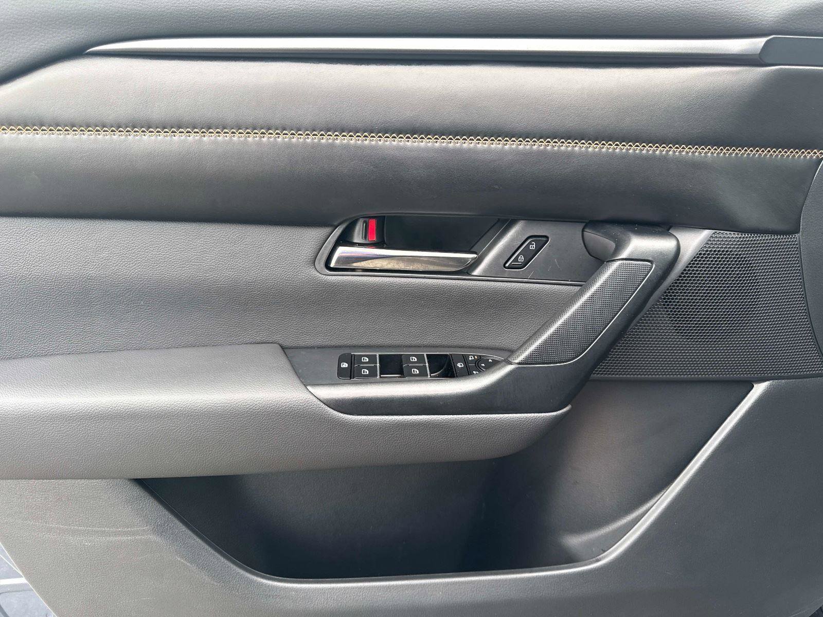 Certified 2025 MAZDA CX-50 2.5 Hybrid w/ Weather Package image 22