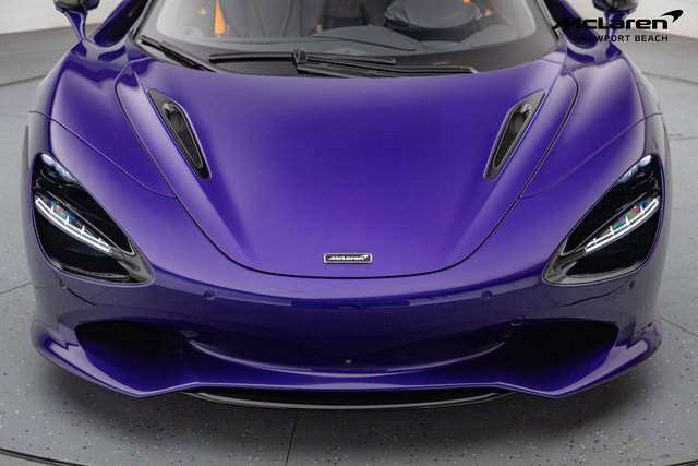 Used 2025 McLaren 750S Spider RWD image 8