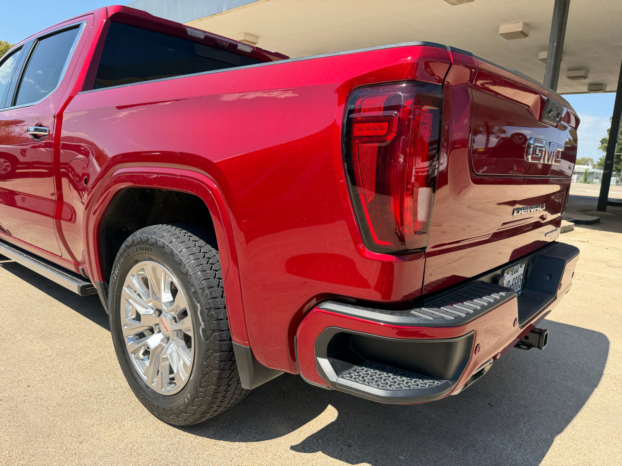 Used 2023 GMC Sierra 1500 Denali w/ Technology Package image 13