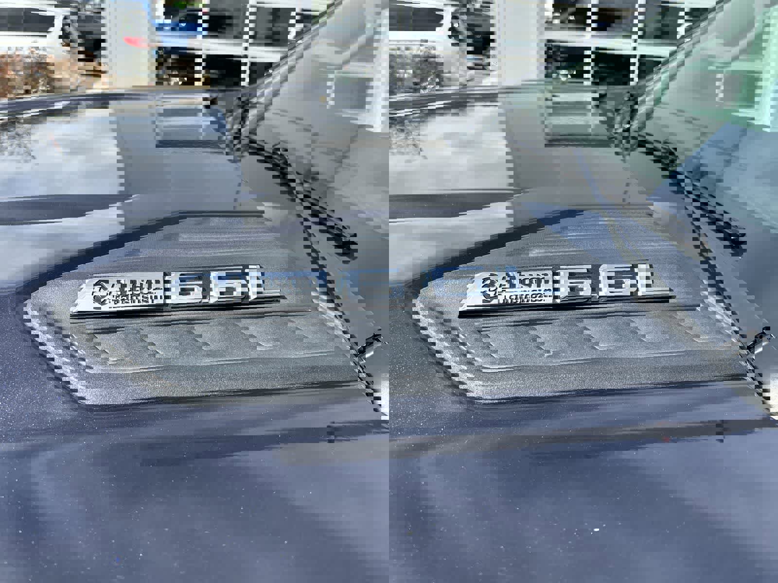 Used 2024 Chevrolet Silverado 3500 LTZ w/ LTZ Convenience Package image 7