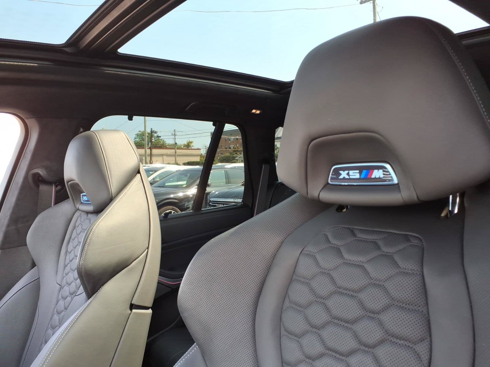 Used 2024 BMW X5 M Competition w/ Executive Package AWD/4WD image 26