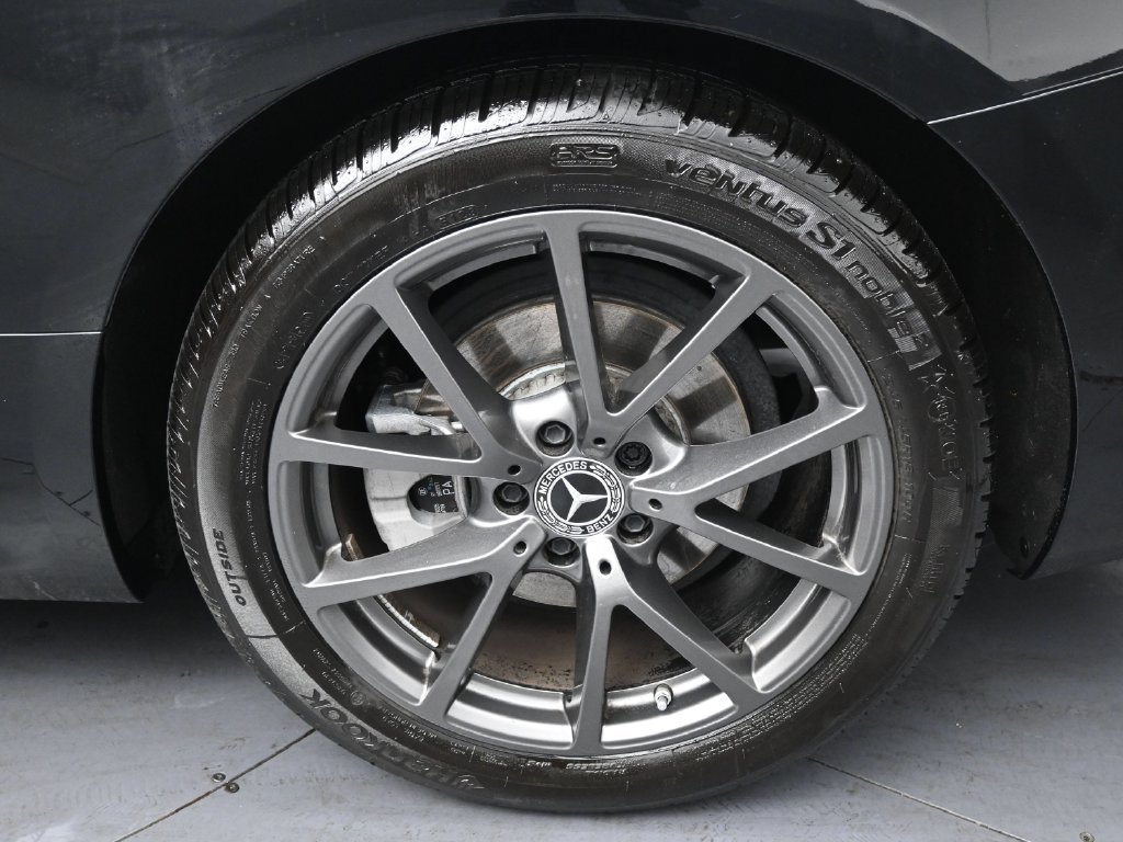 Used 2024 Mercedes-Benz CLE 300 4MATIC Coupe image 33