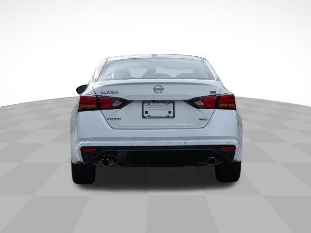Certified 2025 Nissan Altima 2.5 SR AWD/4WD image 4
