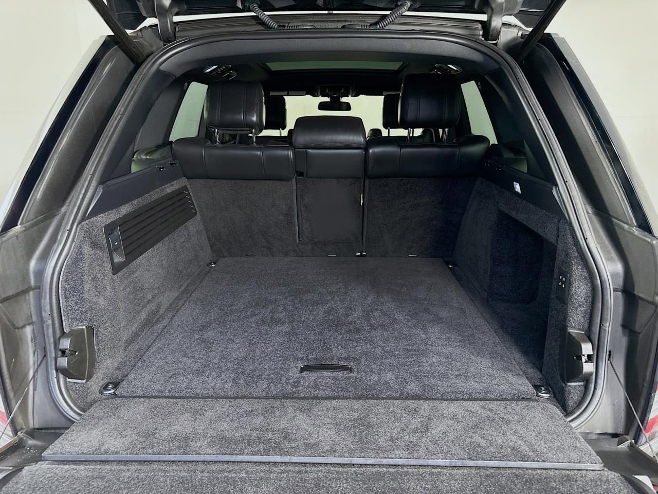 Used 2016 Land Rover Range Rover Supercharged image 41