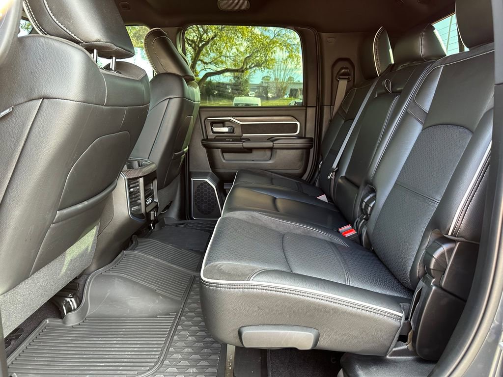 Used 2025 RAM 2500 Laramie w/ Night Edition image 39