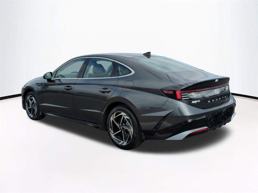 New 2026 Hyundai Sonata SEL image 7