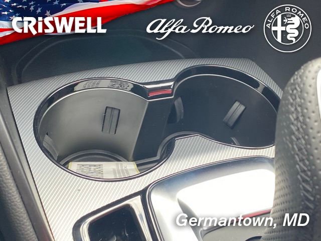New 2025 Alfa Romeo Giulia AWD image 31