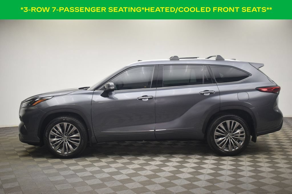 Used 2020 Toyota Highlander Platinum AWD/4WD image 12