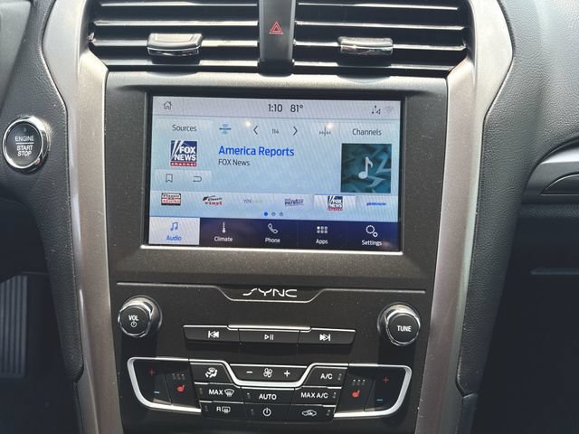 Used 2020 Ford Fusion SEL FWD image 13