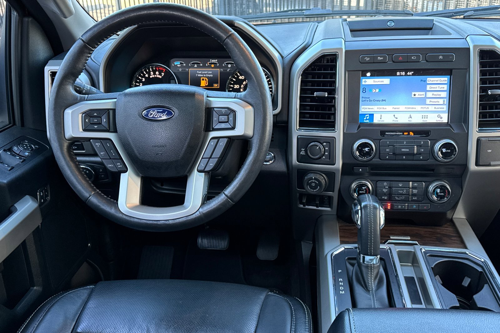 Certified 2018 Ford F150 Lariat w/ Equipment Group 502A Luxury image 14