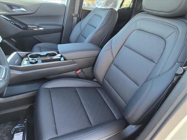 New 2026 Chevrolet Equinox LT w/ Convenience Package II image 17