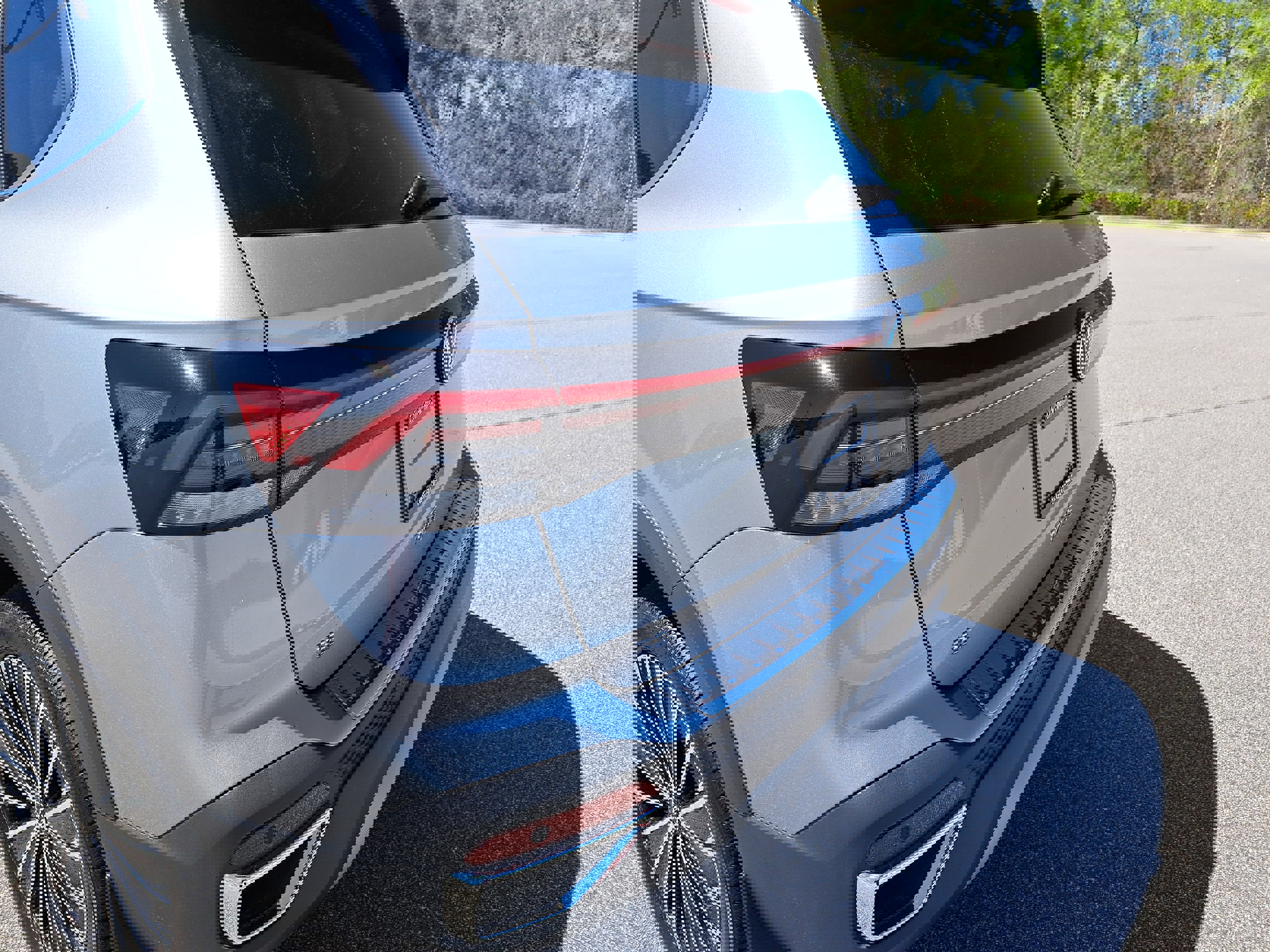 Certified 2025 Volkswagen Taos SE image 31