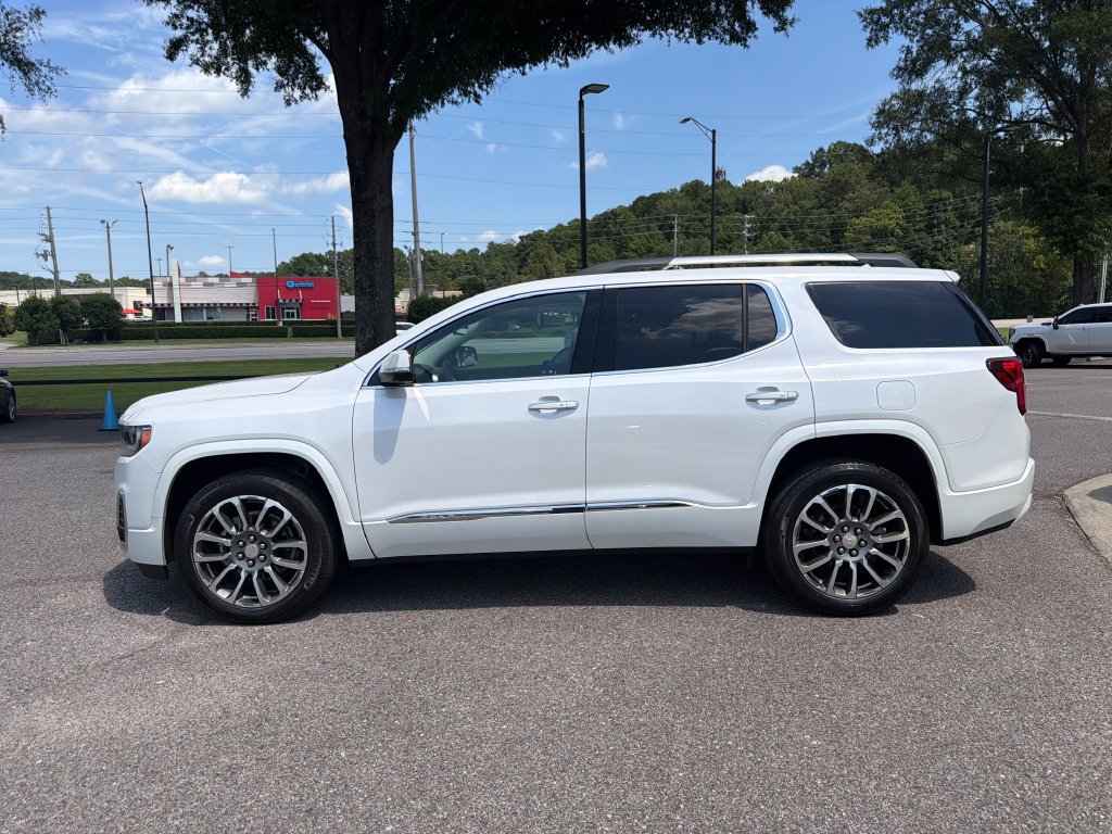 Used 2021 GMC Acadia Denali w/ Denali Technology Package FWD image 7