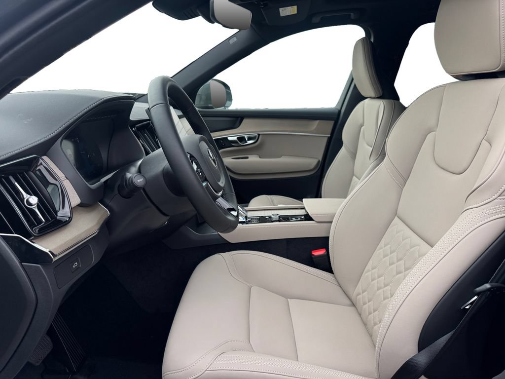 New 2027 Volvo XC90 B6 Plus AWD/4WD image 10