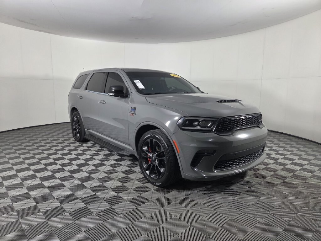 Used 2021 Dodge Durango R/T w/ Blacktop Package RWD image 3