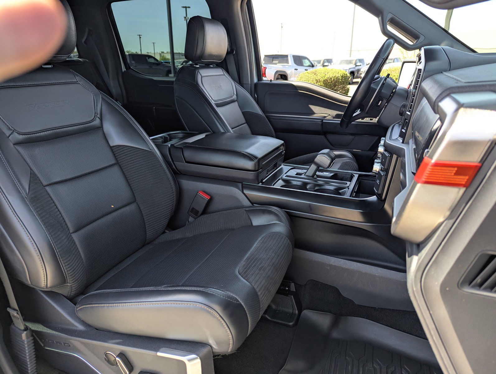 Used 2023 Ford F150 Raptor w/ Raptor Carbon Fiber Package image 11